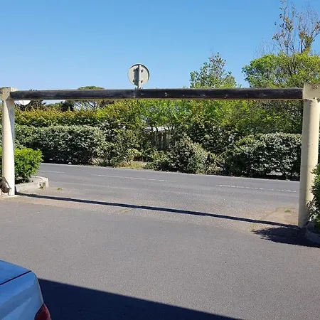 Studio Au Bord De La Mer Apartment